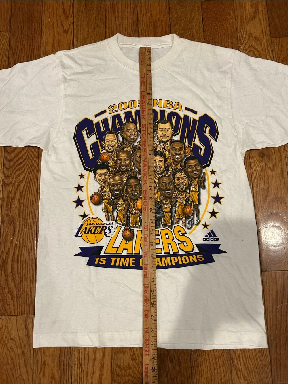 Adidas LA Lakers‎ 2009 NBA Champions Shirt 15 Time Champs Caricature Small Vtg
